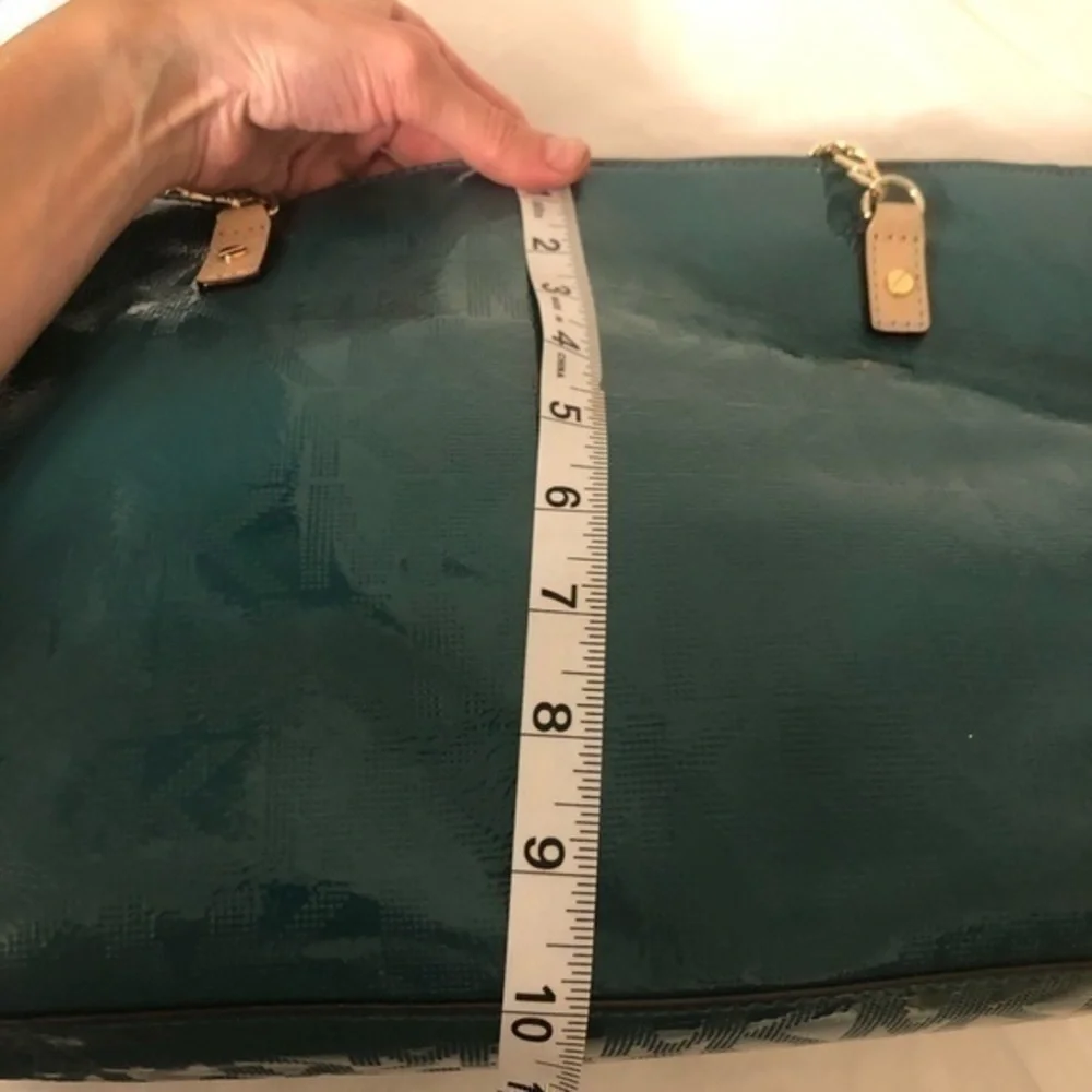 MICHAEL KORS jet set green patent leather embossed logo tote bag